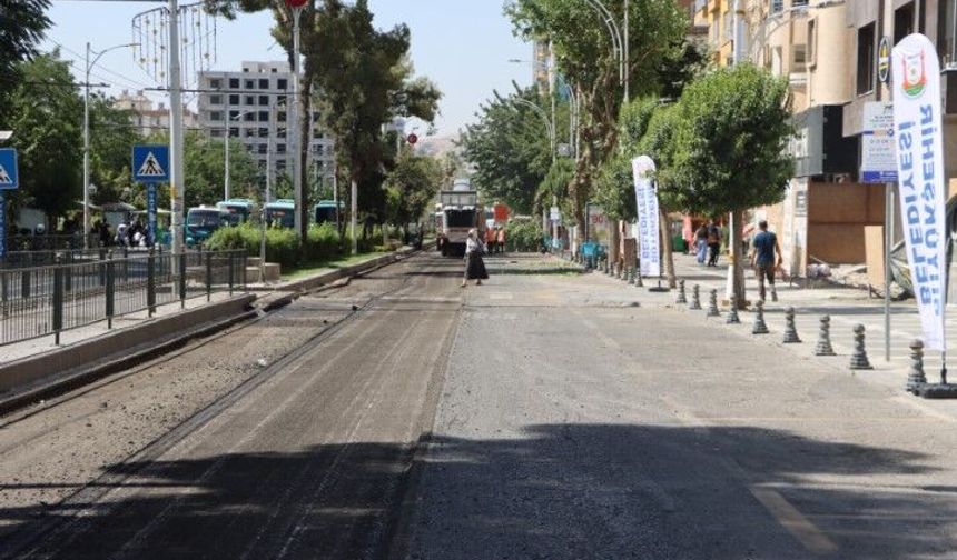Şanlıurfa Büyükşehir Belediyesi’nden Atatürk Bulvarı İçin Çalışma