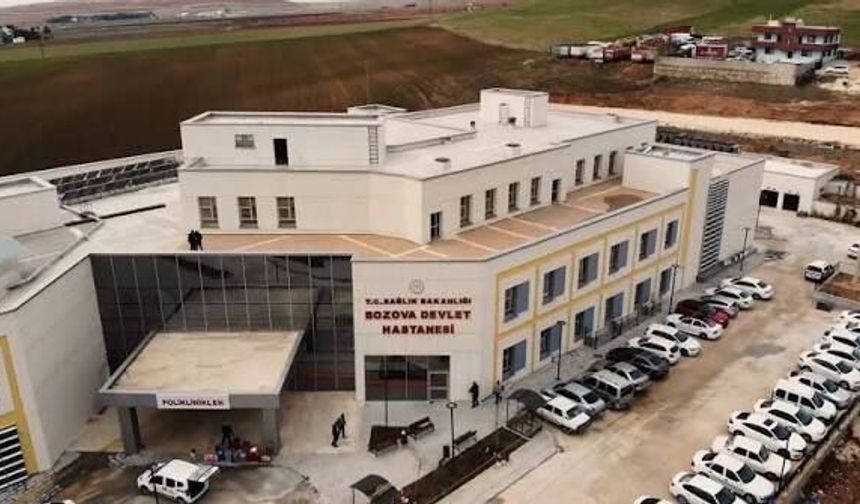 Bozova’da iki otomobil çarpıştı: 8 yaralı