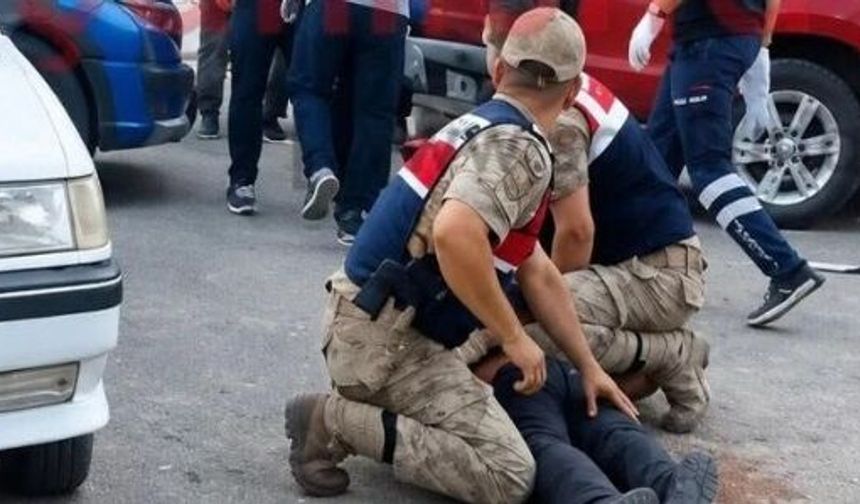 Hastane Önünde İntikam Saldırısı: Taciz Şüphelisi Ağır Yaralı