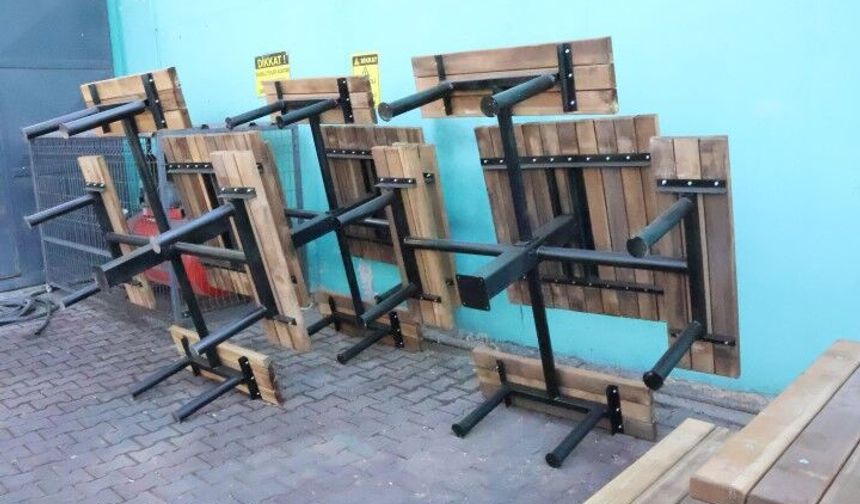 Haliliye Belediyesi Parkları Kendi Ekibiyle Yeniliyor