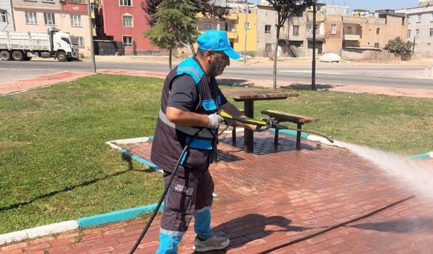 Haliliye Belediyesi Temizlik Çalışmalarını Sürdürüyor