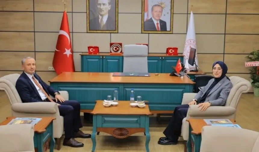Cevahir Asuman Yazmacı'dan Yeni İl Milli Eğitim Müdürüne Ziyaret
