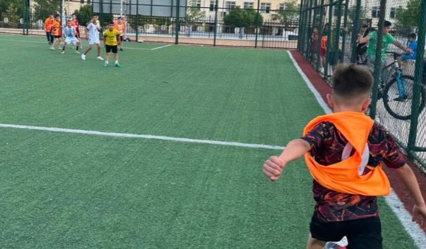 Şanlıurfa Karaköprü’de Çocuklar İçin Spor Kursları Devam Ediyor