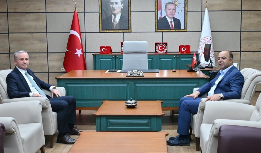 Nihat Çiftçi’den Hasan Kökrek’e Hayırlı Olsun Ziyareti