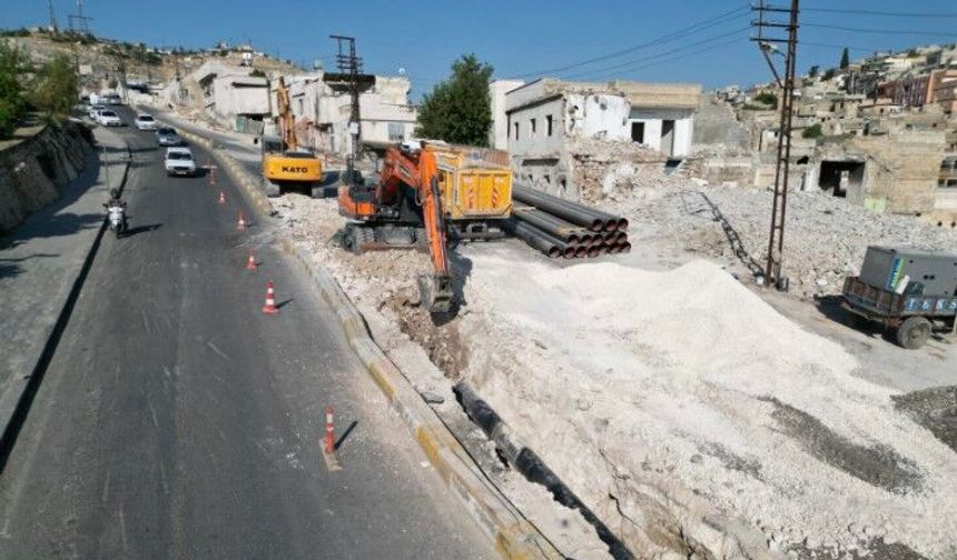 Şanlıurfa’da 2 Bin 300 Metrelik Su Hattı Yenileniyor