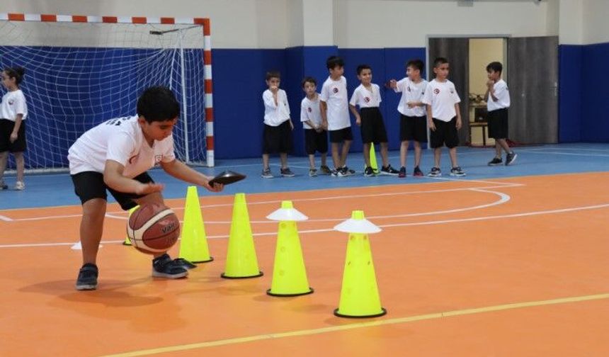 Şanlıurfa’da çocuklar yaz tatilini sporla geçiriyor