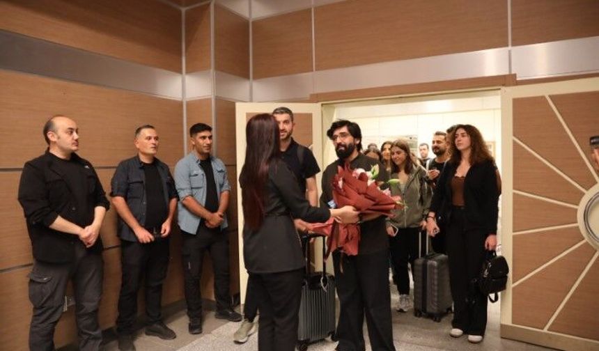 Şanlıurfa’nın Dünya Gururu Vox Humanis Yurda Döndü