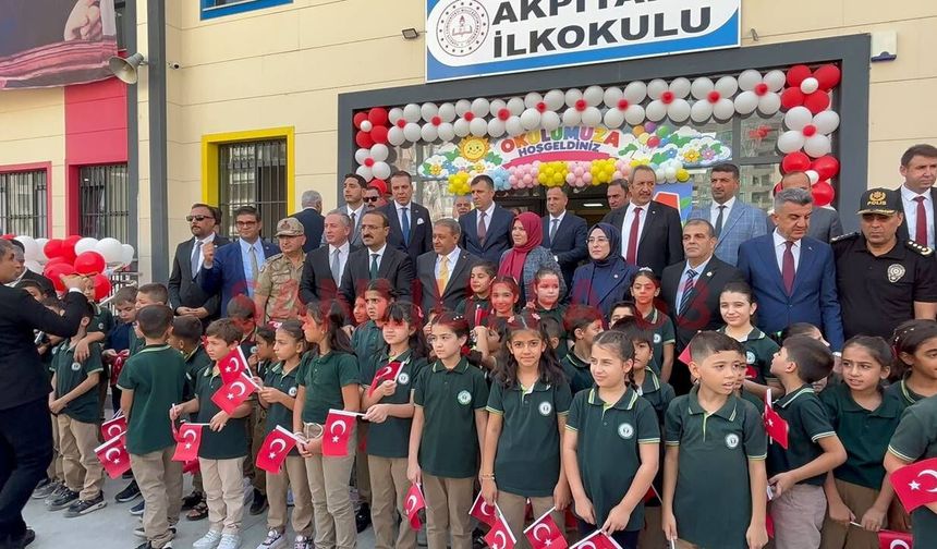Şanlıurfa’da Eğitim Yılı Başladı: Kent Protokolü Öğrencilerle Buluştu