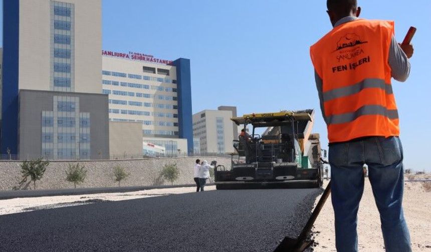 Şanlıurfa Şehir Hastanesi Yolunda Asfalt Çalışması Başladı