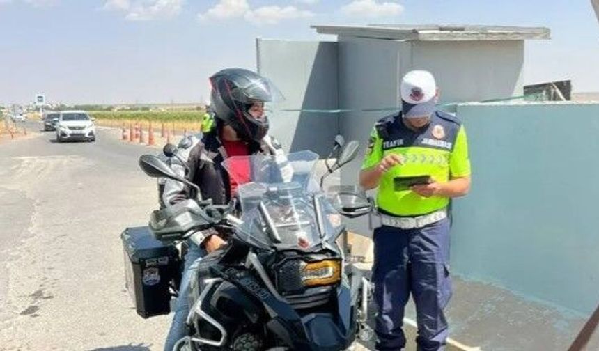 Şanlıurfa’da Motosiklet Ve Motorlu Bisiklet Denetimi: 476 Araç Kontrol Edildi