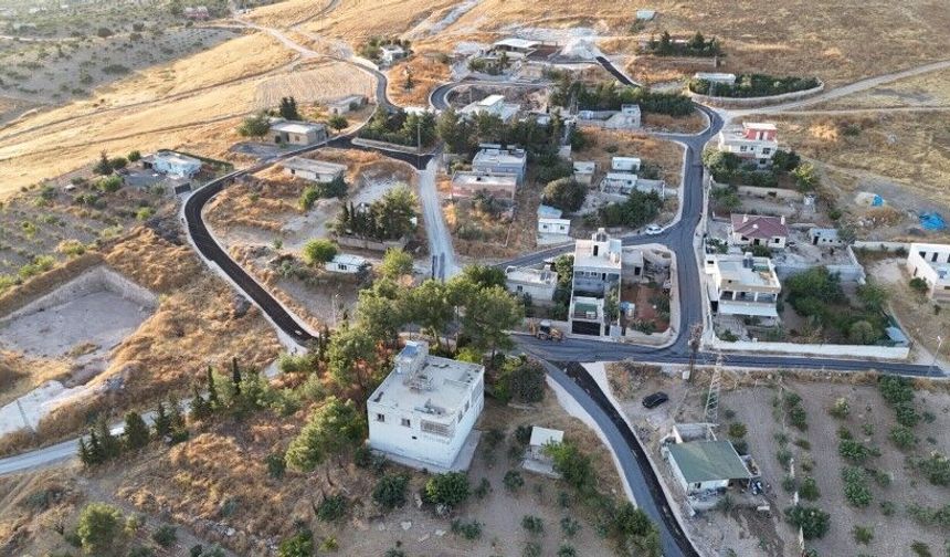 Karaköprü Belediyesi’nden Kırsal Mahallede Yol Çalışması