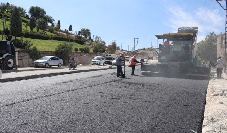 Şanlıurfa’da Kültür Ve Turizm Yolu’nda Sıcak Asfalt Çalışması Başladı