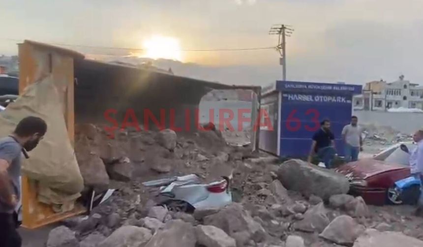 Şanlıurfa’da Hafriyat Yüklü Kamyon Devrildi: 1 Yaralı