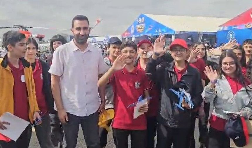 Şanlıurfa Gazetesi TEKNOFEST’in Nabzını Tutuyor! Vatandaşların Coşkusu Alana Yansıdı