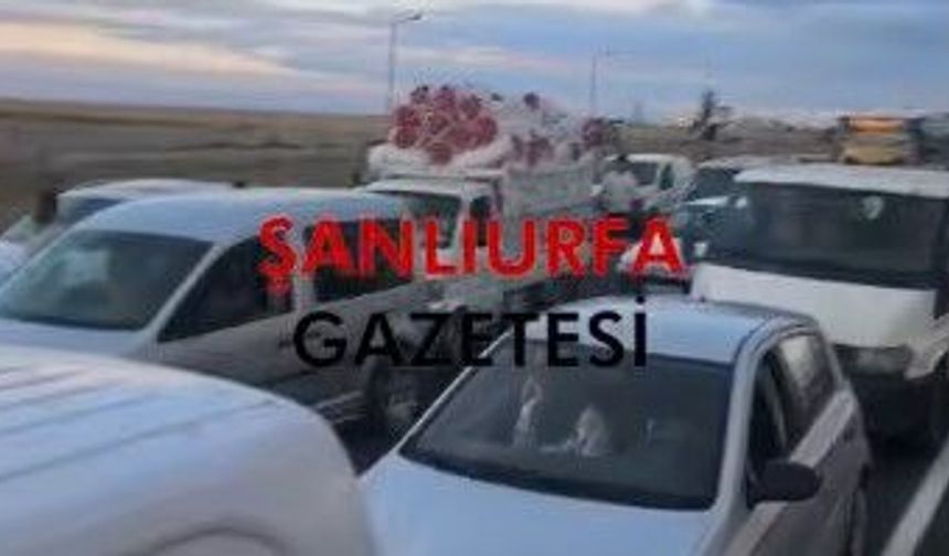 Şanlıurfa’da TEKNOFEST Trafiği Kilitledi: Kilometrelerce Araç Kuyruğu