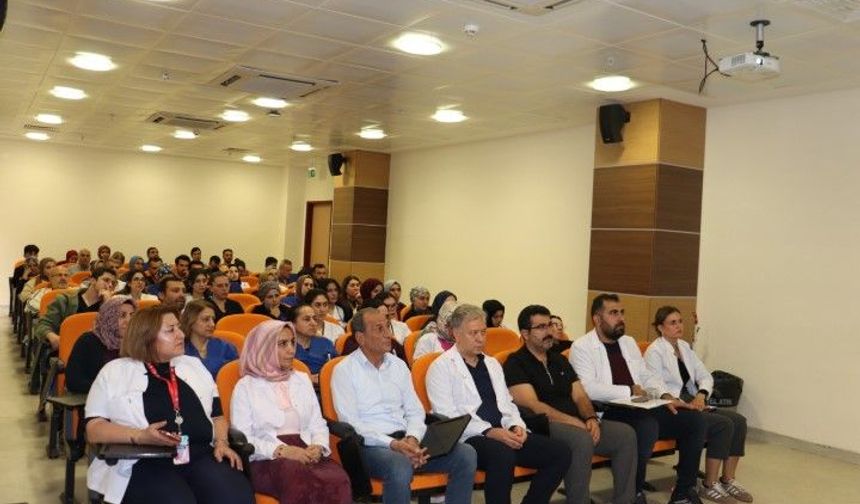 Harran Üniversitesi Hastanesi Personeline AFAD’dan Afet Eğitimi