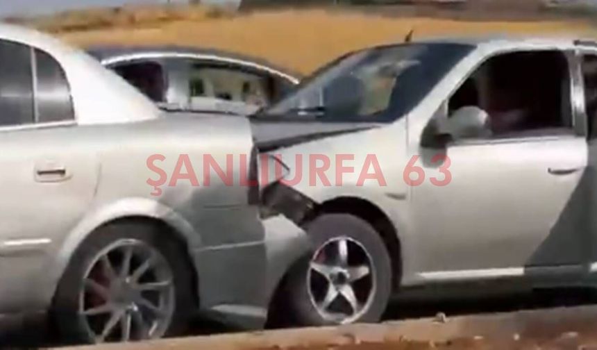 Şanlıurfa Karaköprü’de 4 Araç Birbirine Girdi: 12 Yaralı