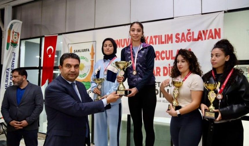 Şanlıurfa’da Cumhuriyet Bayramı Tenis Turnuvası Tamamlandı: 140 Sporcu Katıldı