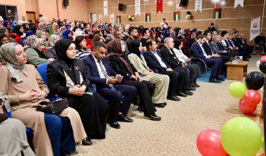 Şanlıurfa’da Filistin’de Hayatını Kaybedenler İçin Anlamlı Program