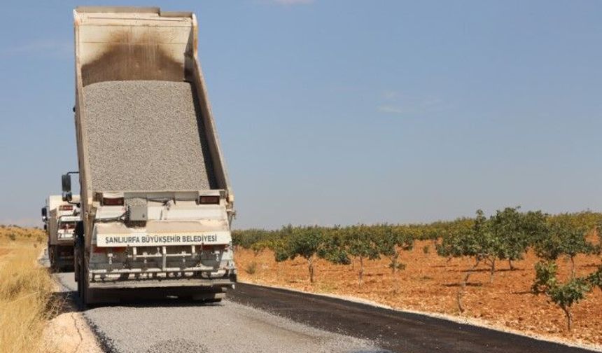 Şanlıurfa’da Kırsal Mahallelerin Yoluna 2,2 Kilometrelik Asfalt