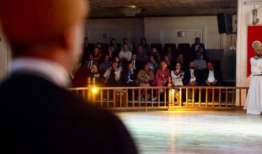 Şanlıurfa’da Tasavvuf Musikisi Ve Semazen Gösterisi Büyüledi