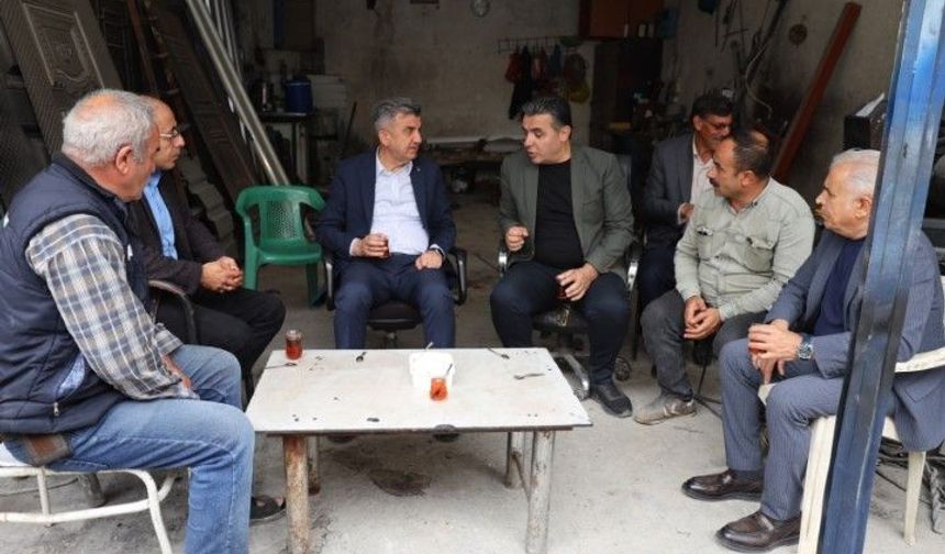 AK Parti Şanlıurfa İl Başkanı Günbegi, Bozova’da Esnafla Buluştu