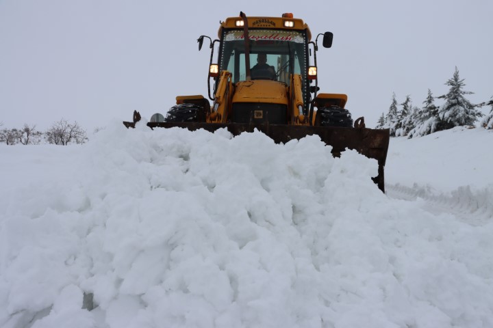 Şanlıurfa’da Grup Yolları Ve Bağlantı Yolları Yeniden Ulaşıma Açıldı (3) (Küçük)