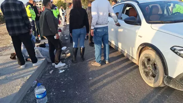 Tarim Iscilerini Tasiyan Minibus Direge Carpti 1 19570411 6678 M