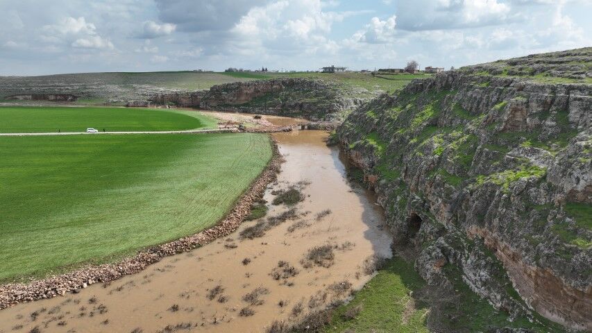 Büyükşehi̇r, Vi̇ranşehi̇r Kirsalinda Sel Hasarini Onariyor (6) (Küçük)