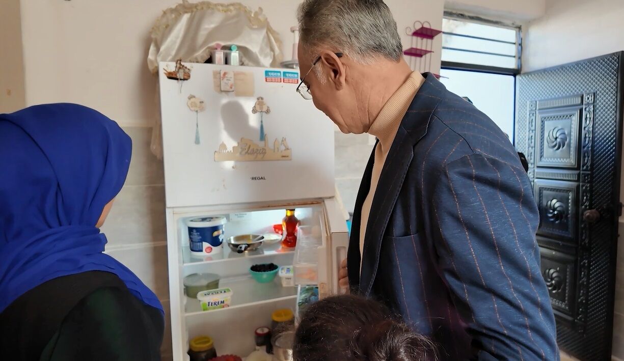 Eyyübiye Belediyesi Ramazan’da Yetim Ve Dezavantajlı Aileleri Ziyaret Etti.jpg1