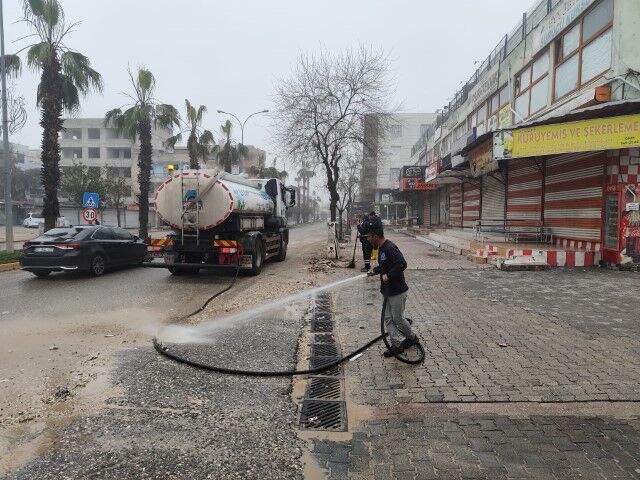 Şanlıurfa Eyyübiye’de Sağanak Sonrası Seferberlik (4) (Küçük)