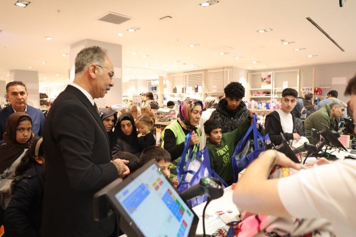 Şanlıurfa’da Yetim Ve Öksüz Çocuklara Bayram Hediyesi5 (Küçük)