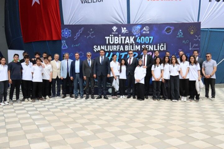 Şanliurfa’da “Bi̇li̇m Şenli̇ği̇” Büyük İlgi̇yle Başladi (8) (Küçük)