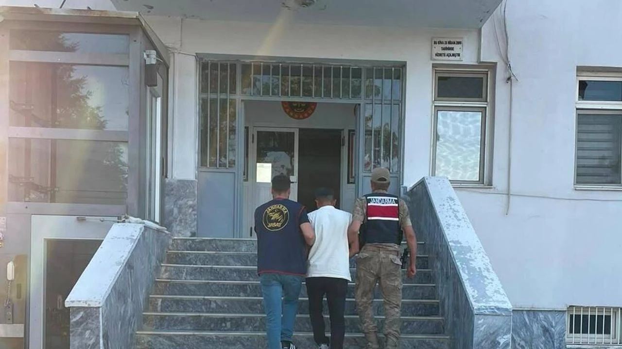 Şanlıurfa’da Uyuşturucu Suçundan Aranan A S Gözaltına Alındı