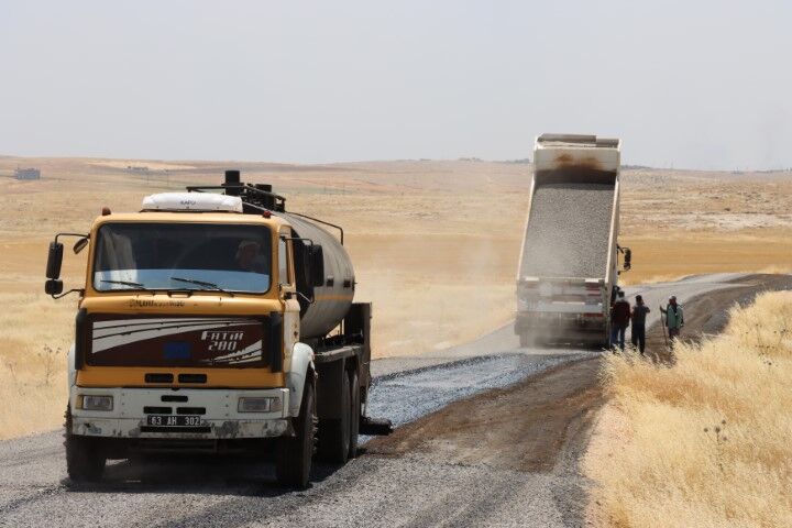 Şanlıurfa Büyükşehir'den Kırsala Dev Hizmet! Yol Artık Daha Konforlu