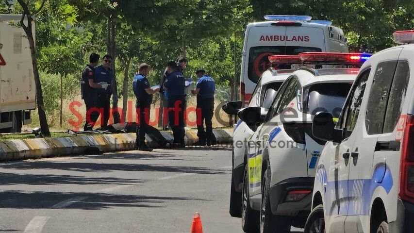 Şanlıurfa'da Feci Kaza! Sürücü Olay Yerinde Can Verdi