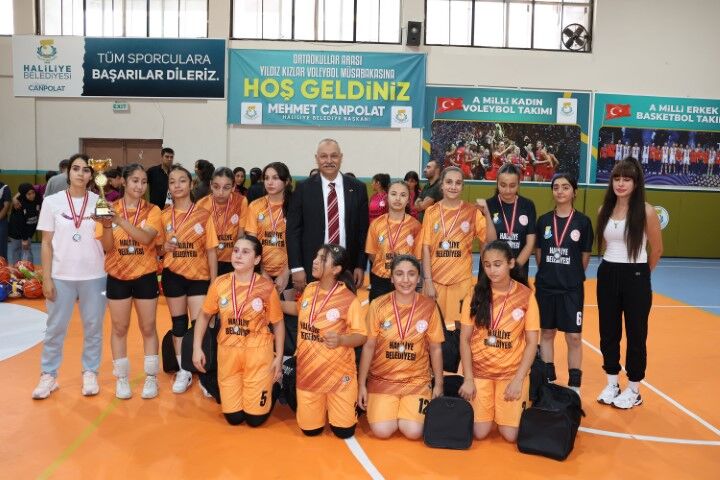 Şanlıurfa'da Haliliye Belediyesi'nden Gençlere Spor Desteği