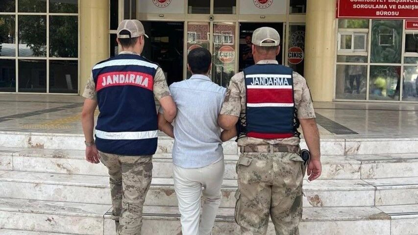 Şanlıurfa'da Hırsızlık Hükümlüsü Jandarmadan Kaçamadı