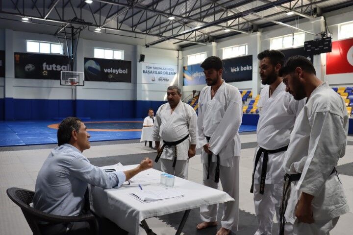 Şanlıurfa’da Karate Dan Sınavları İki Günlük Maratonun Ardından Sona Erdi (3)