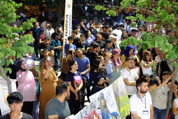 Viranşehir’de Müzik Dolu Akşam Vatandaşlardan Tam Not Aldı