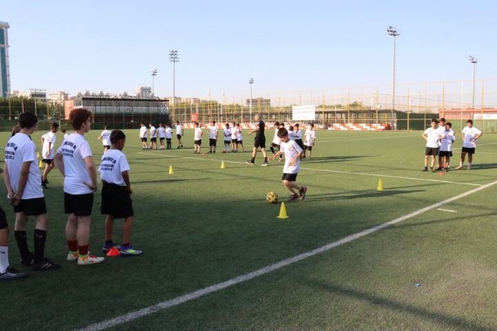Şanlıurfa Büyükşehir Belediyesi Yaz Kurslarıyla Sporcu Yetiştiriyor!