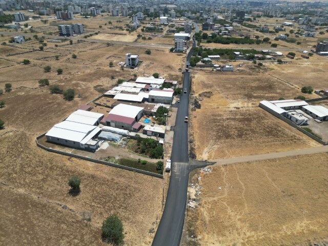 Şanlıurfa'da Siverek Hayvan Pazarı'nın 3 kilometrelik yolu asfaltlandı