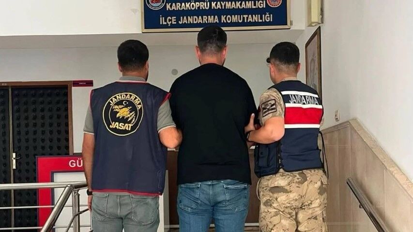 Şanlıurfa'da 8 Yıl Hapis Cezası Bulunan Dolandırıcılık Hükümlüsü Yakalandı!