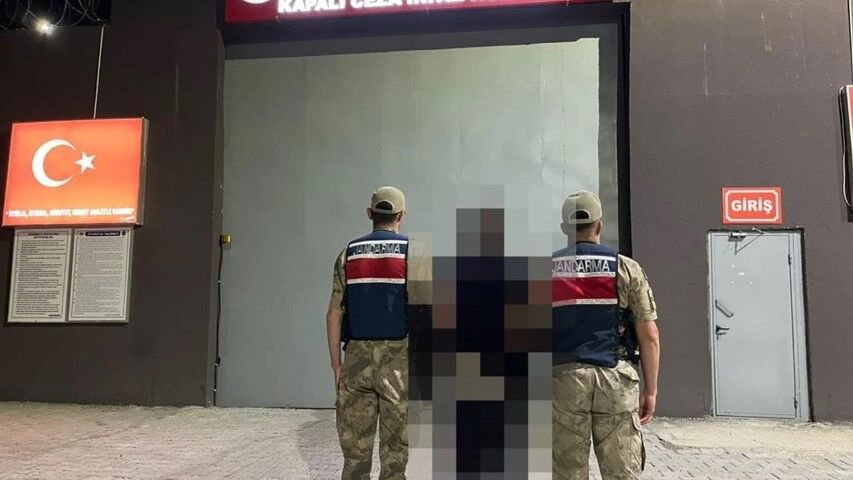 Şanlıurfa'da Jandarmadan Başarılı Operasyon! Hapis Cezalı Şahıs Gözaltında