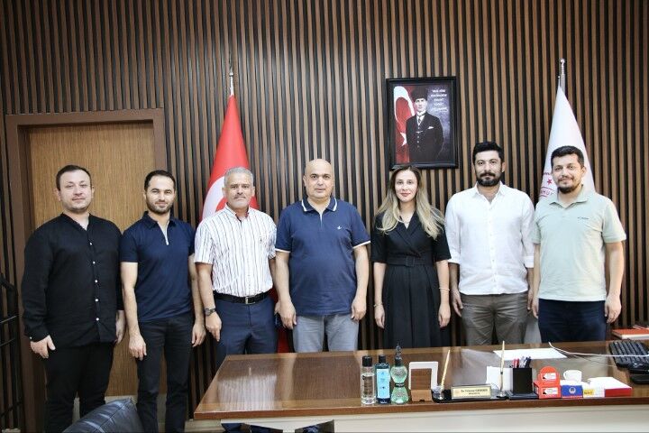 Şanlıurfa Eğitim Ve Araştırma Hastanesi'nde Ayşe Bakırcı Teker'e Teşekkür Plaketi (2)
