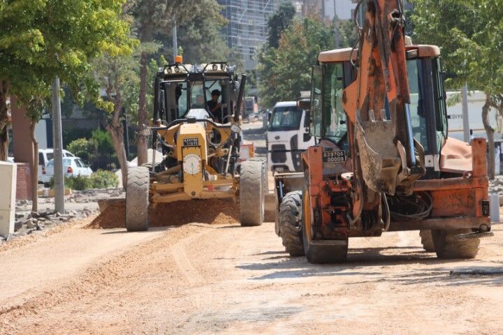 Şanlıurfa Karaköprü’de Altyapısı Tamamlanan Caddeler Asfaltlanacak (2)