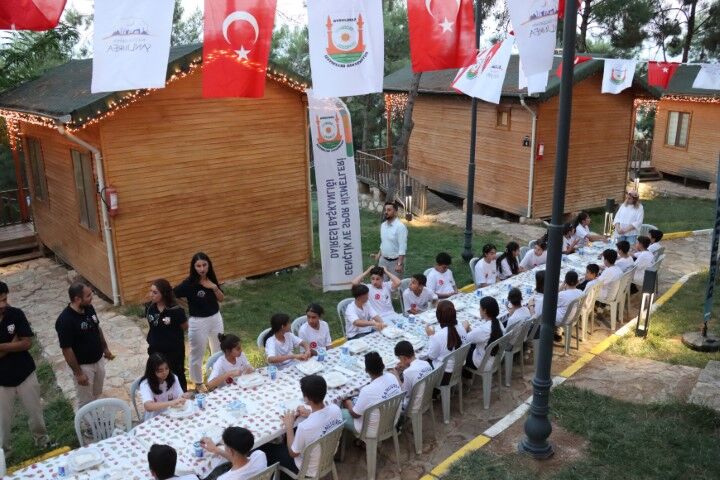 Şanlıurfa’da 390 Çocuk Teknolojiden Uzaklaştı! İki Gün Boyunca Doyasıya Eğlendiler (6)