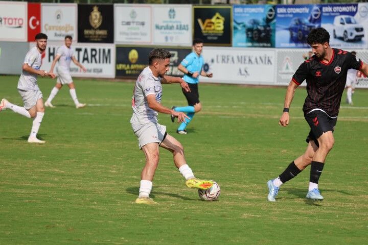 Karaköprü Belediyespor Lige 4’te 4’le Başladı