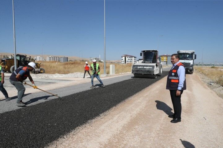 Şanlıurfa’da 200 Milyon Liralık Asfalt Yatırımı Hayata Geçirildi (2)