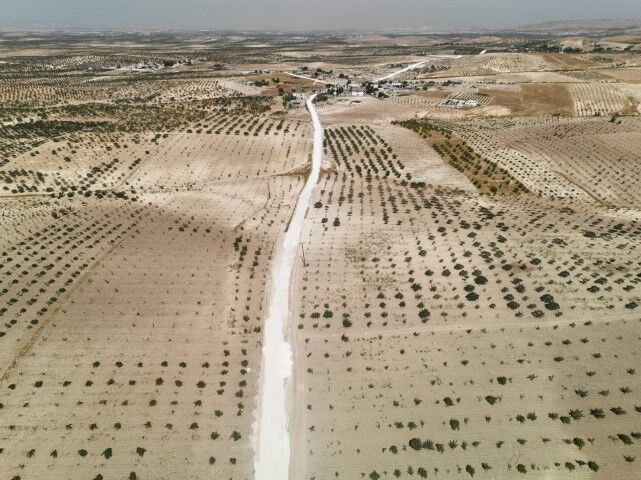 Şanlıurfa’da 40 Kilometrelik Grup Yolunda Çalışmalar Sürüyor (1)